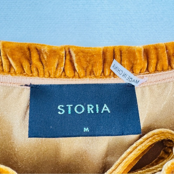 Storia Womens Velvet Ruffled Dress Mini Brown Sz Medium Casual Boho Cocktail - Picture 6 of 11